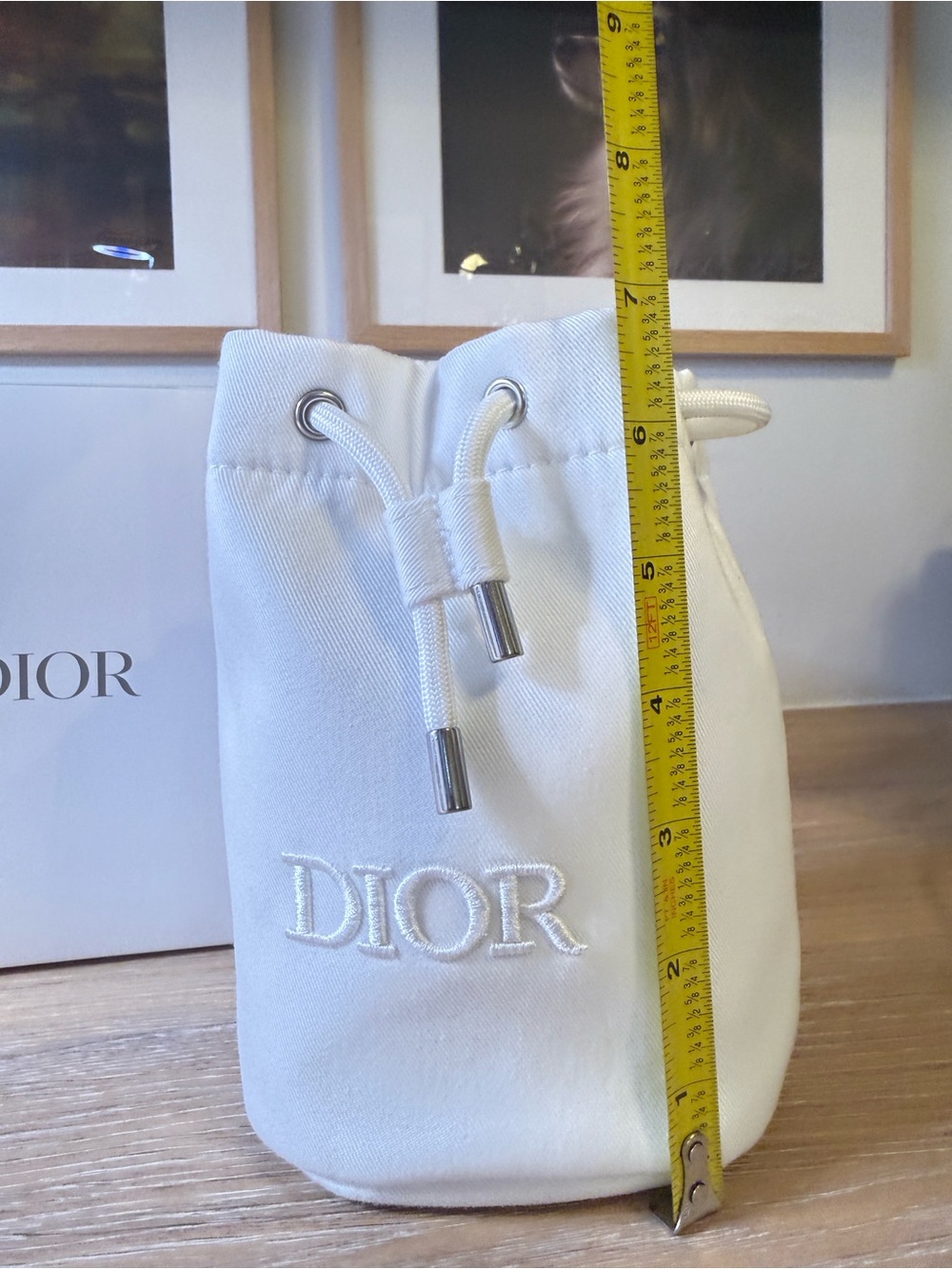 Dior Beauty White Embroidered Drawstring Pouch - Picture 3 of 4